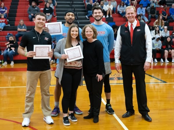 Student Athletes and President Smith recognize Katie Moleski 